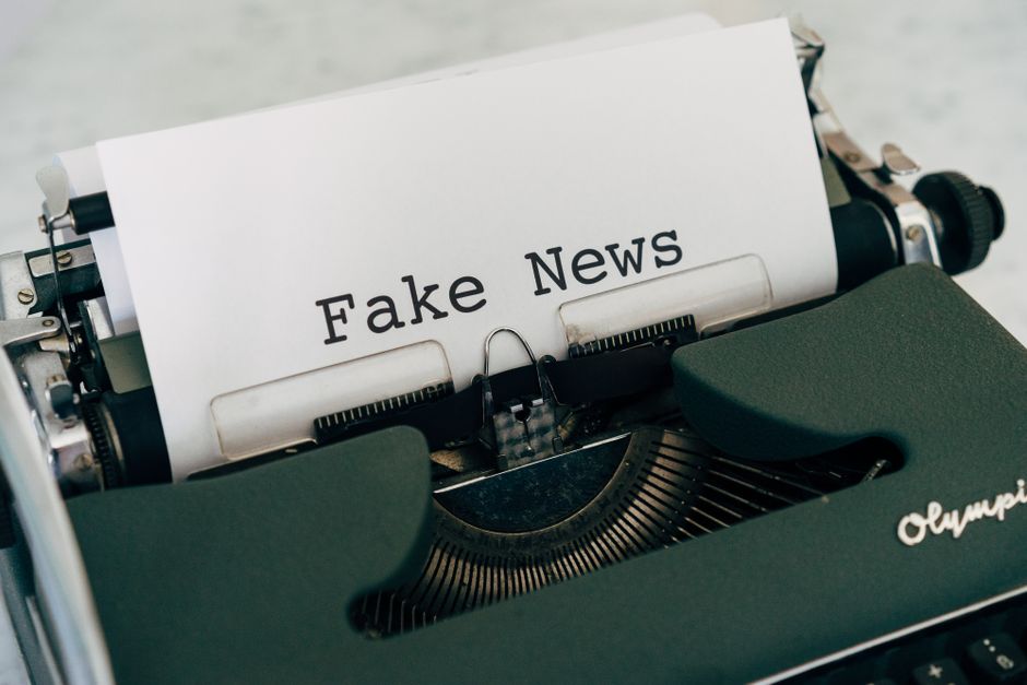 Como identificar fontes confiáveis de informação em tempos de fake news
