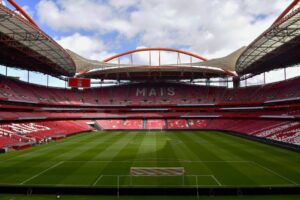Os mitos mais estranhos sobre a origem das manchetes: o que a história nos ensina
